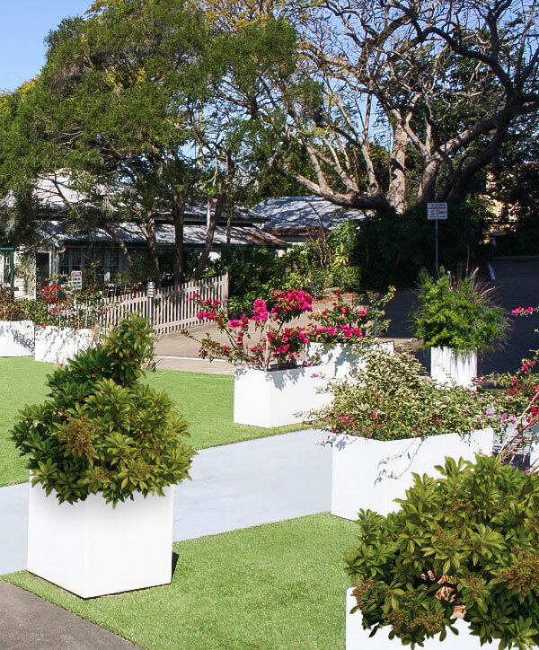 IOTA-White-Concrete-Fiberglass-Residential-C