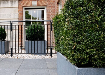 Grosvenor House Apartments, London – Residential Modern Planters