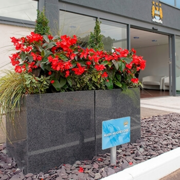 manchester-granite-planters