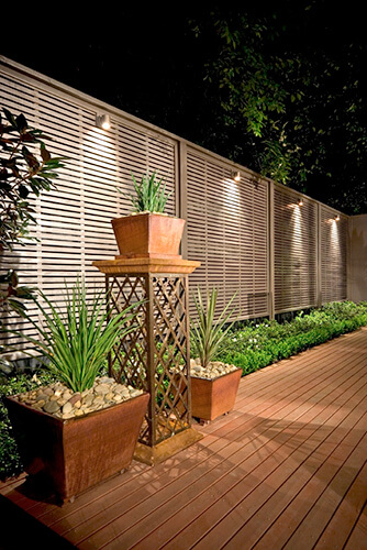 scott's-courtyard-1