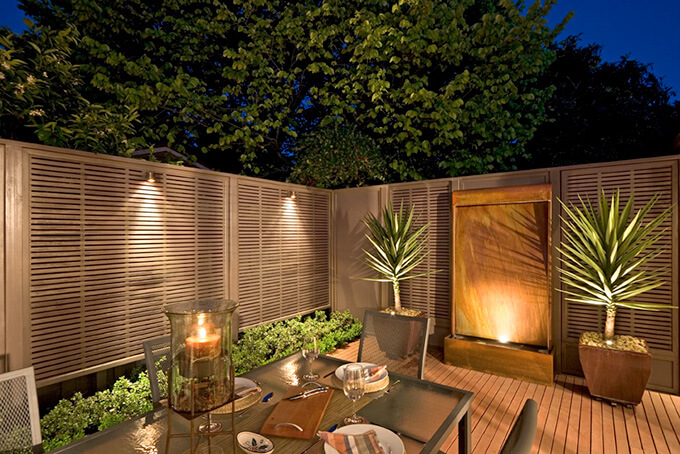 scott's-courtyard