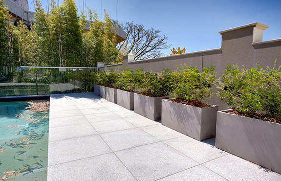 venice trough planters