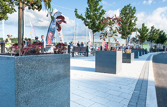 custom granite planters cube in derry